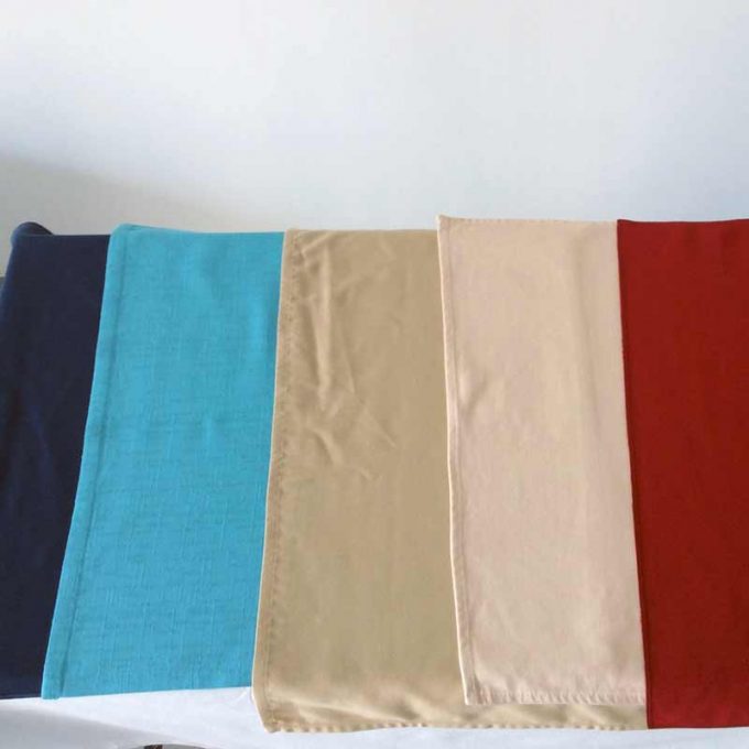 Différents coloris de serviettes au choix, Loc Vaisselle Sarthe